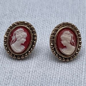 Vintage 1928 Signed Gold Tone Cameo Stud Earrings for Pierced Ears (1980’s)